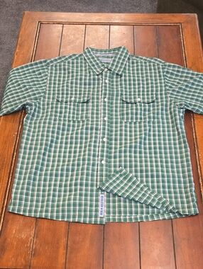 Counter Culture Men's Green Plaid Short-Sleeve Button-Down Shirt